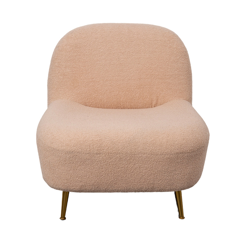 Espreguiçadeira individual de espuma completa com encosto curvo em pelúcia laranja suave, combinada com pernas de metal dourado